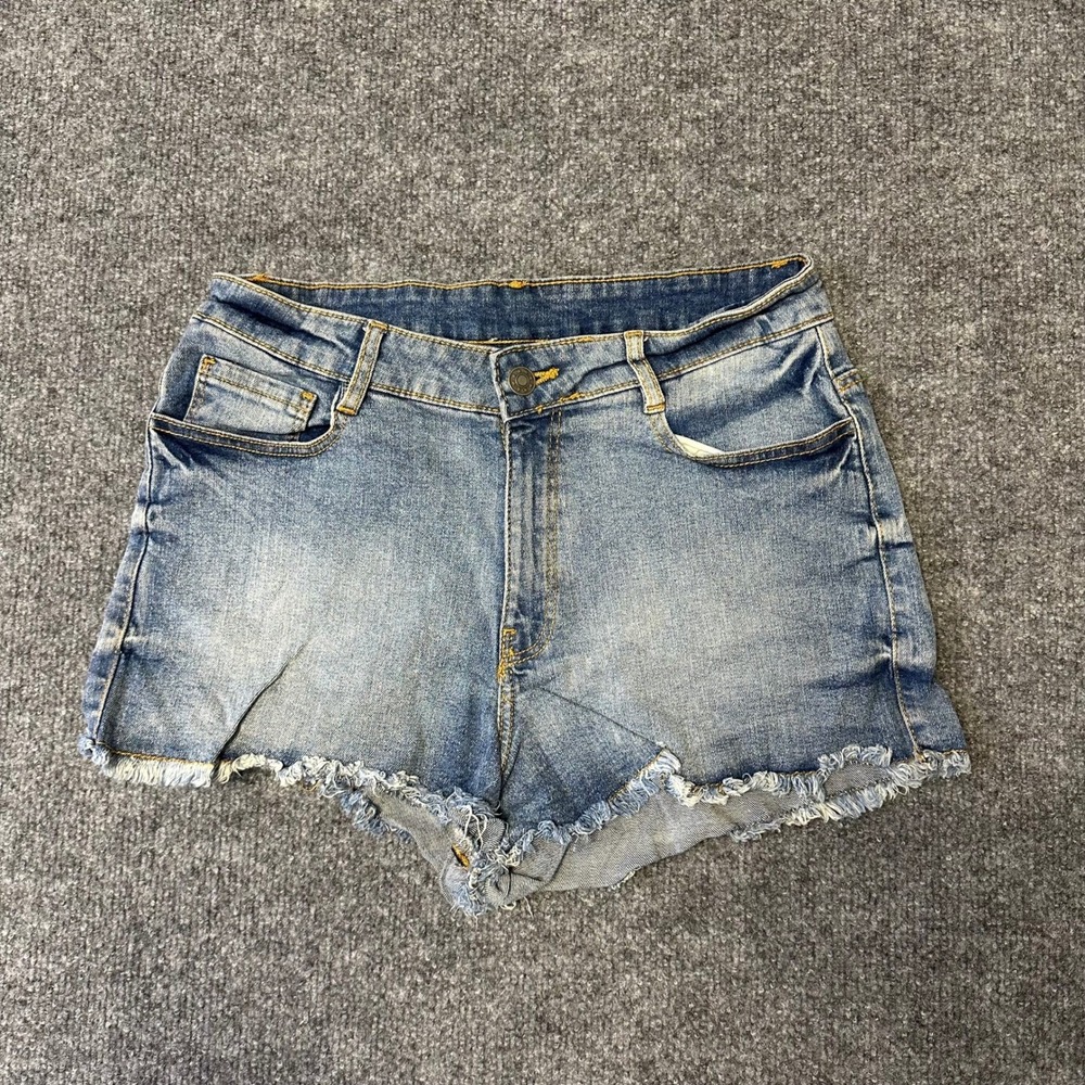 CE-DOS-CE Shorts Womens Size 40 Blue Denim Raw Hem Frayed Casual Light Wash